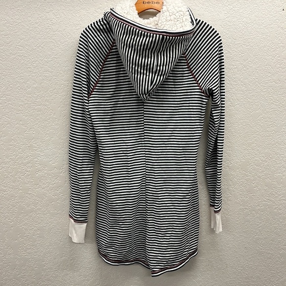 Abercrombie & Fitch One Piece Striped Thermal Hoodie Mini Romper L - Picture 8 of 11